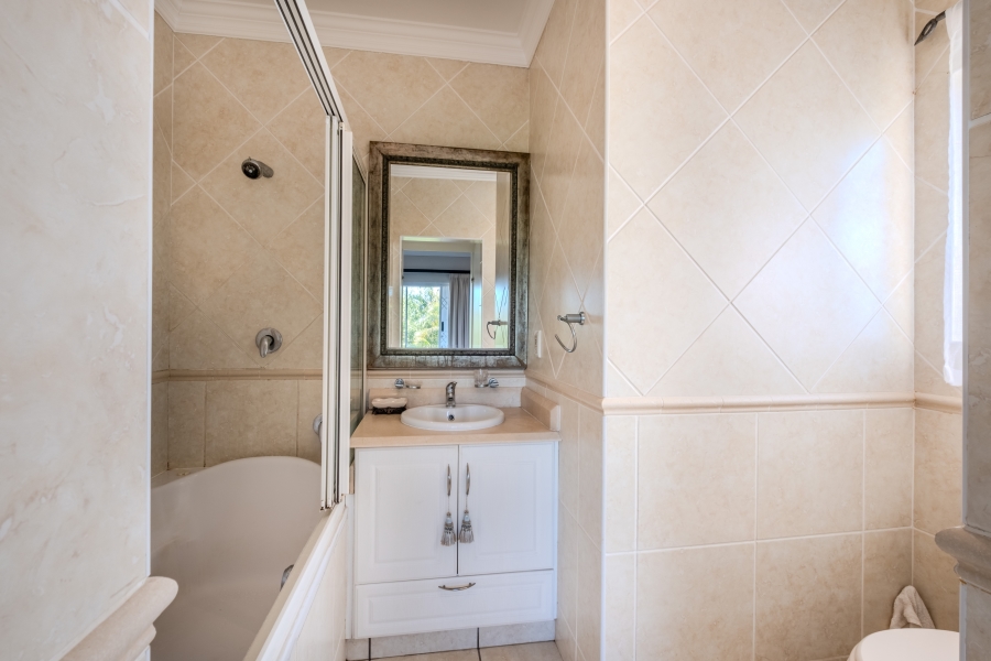 7 Bedroom Property for Sale in Umhlanga KwaZulu-Natal