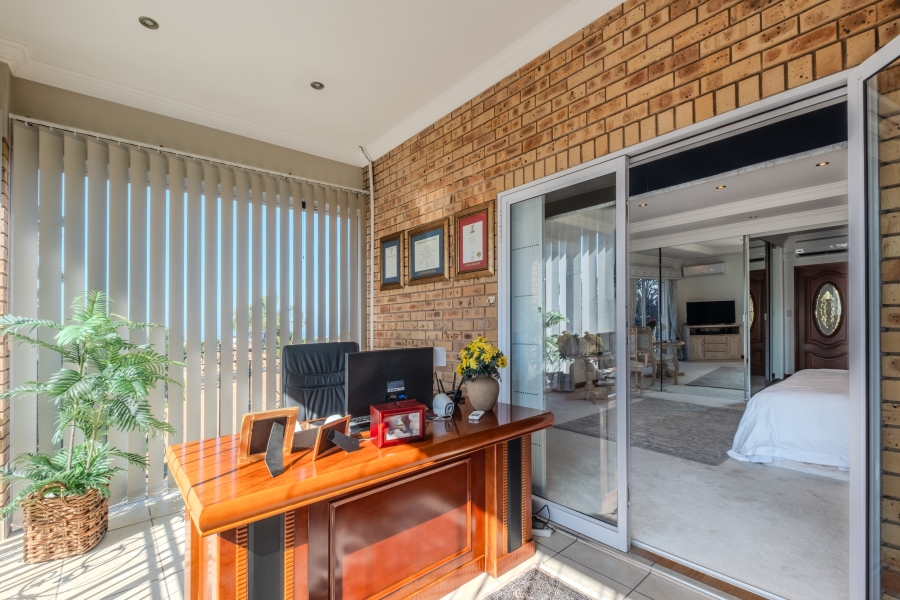7 Bedroom Property for Sale in Umhlanga KwaZulu-Natal