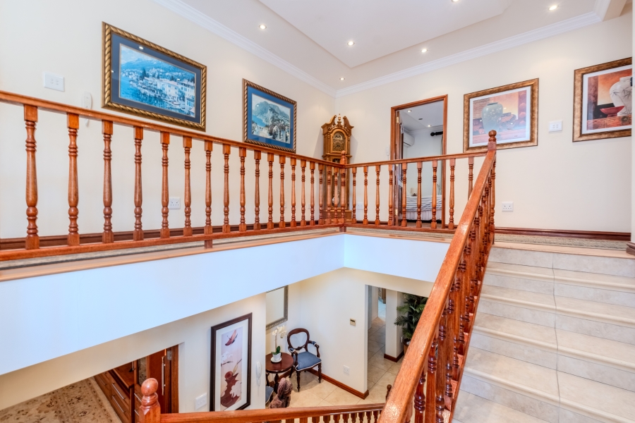 7 Bedroom Property for Sale in Umhlanga KwaZulu-Natal