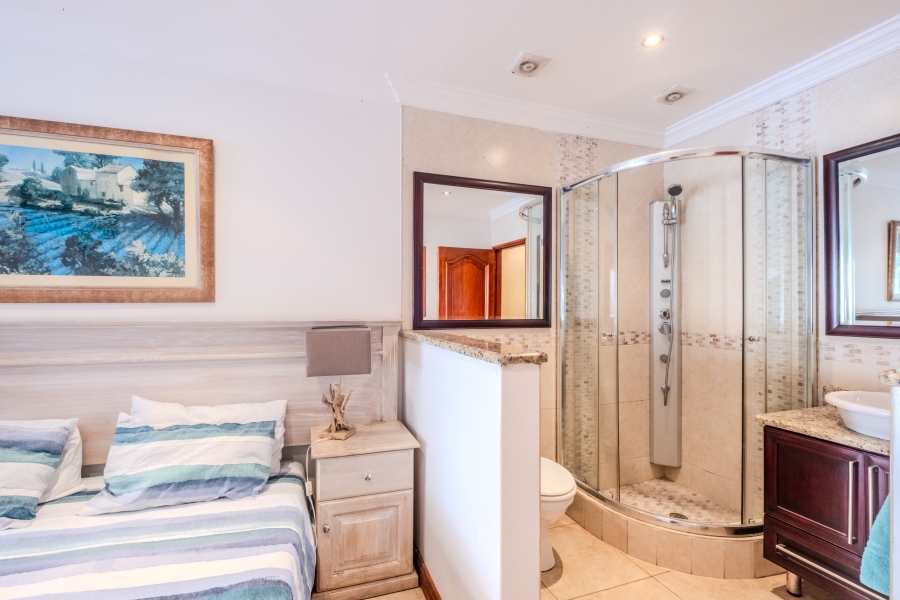 7 Bedroom Property for Sale in Umhlanga KwaZulu-Natal