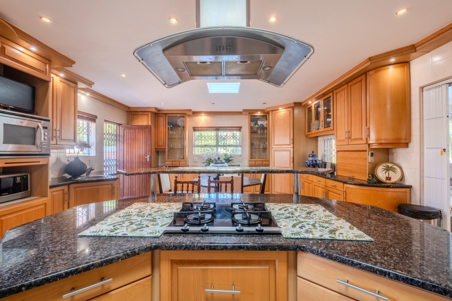 7 Bedroom Property for Sale in Umhlanga KwaZulu-Natal