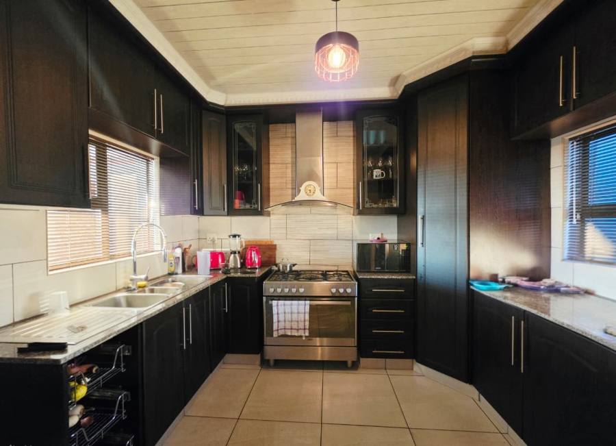 3 Bedroom Property for Sale in Noordsig KwaZulu-Natal