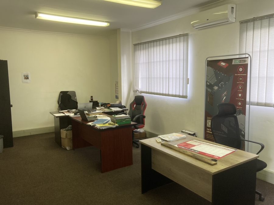To Let Commercial Property for Rent in Westmead KwaZulu-Natal