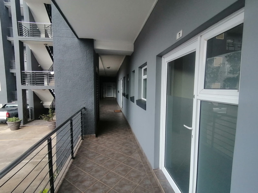 To Let Commercial Property for Rent in Umhlanga Ridge KwaZulu-Natal