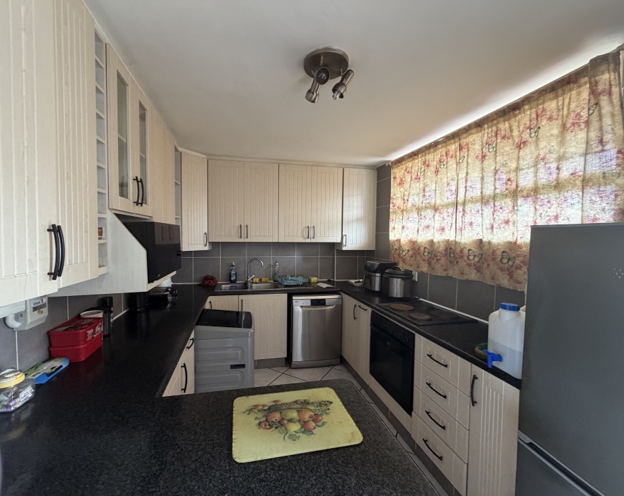 1 Bedroom Property for Sale in Doonside KwaZulu-Natal