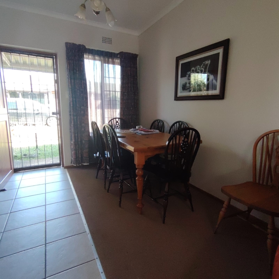To Let 2 Bedroom Property for Rent in Howick KwaZulu-Natal