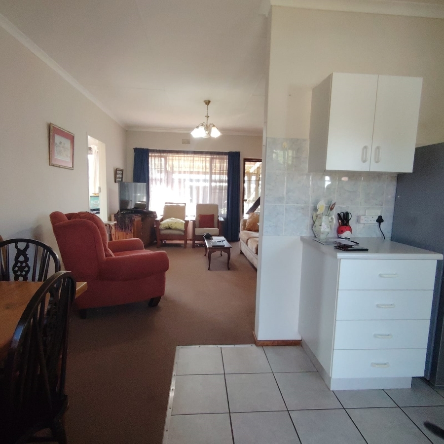 To Let 2 Bedroom Property for Rent in Howick KwaZulu-Natal