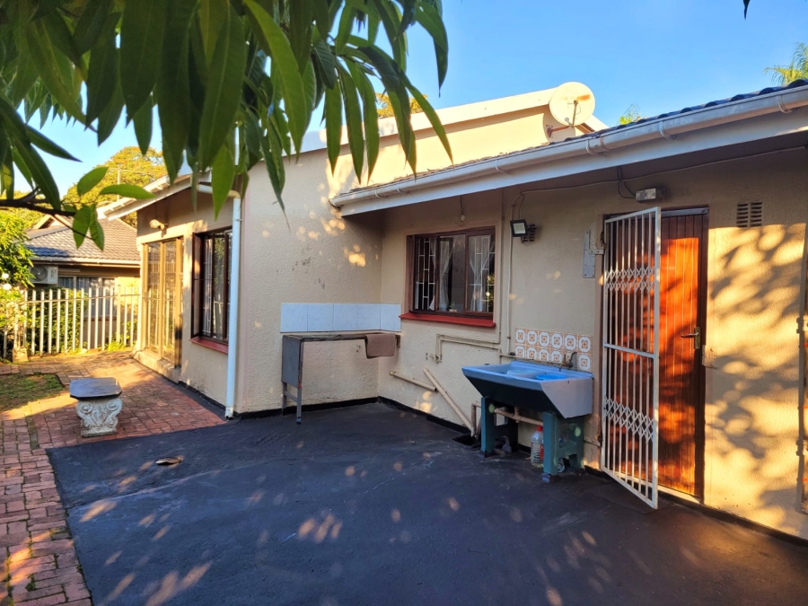 4 Bedroom Property for Sale in Pinelands KwaZulu-Natal