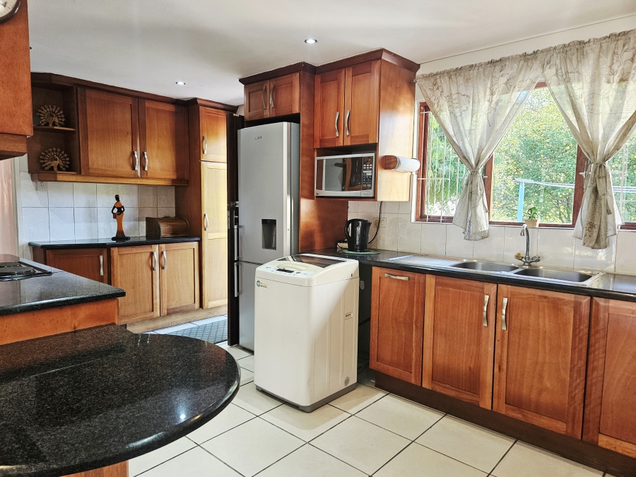 4 Bedroom Property for Sale in Pinelands KwaZulu-Natal