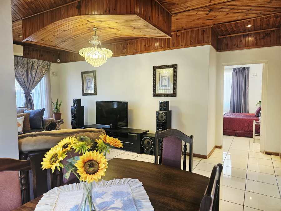 4 Bedroom Property for Sale in Pinelands KwaZulu-Natal