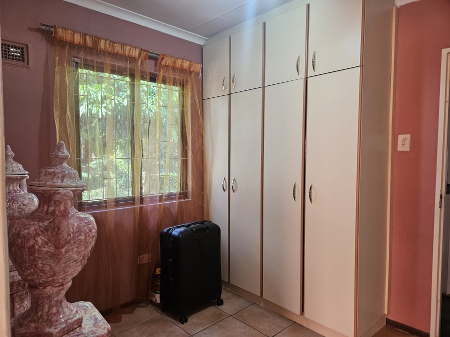 4 Bedroom Property for Sale in Pinelands KwaZulu-Natal