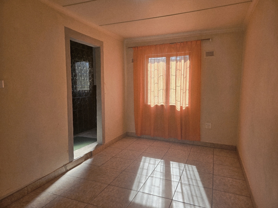 4 Bedroom Property for Sale in Pinelands KwaZulu-Natal