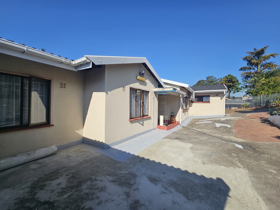 4 Bedroom Property for Sale in Pinelands KwaZulu-Natal