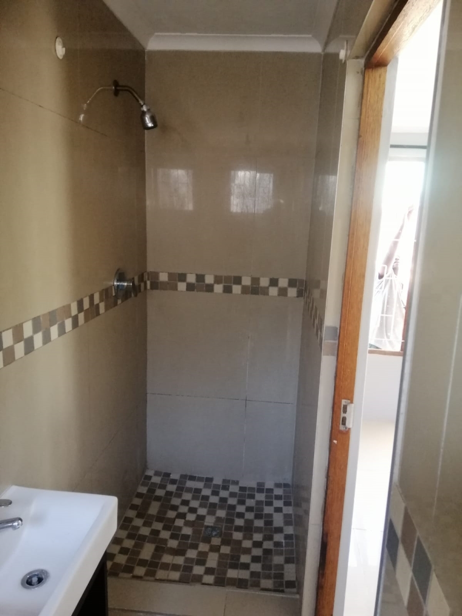To Let 1 Bedroom Property for Rent in Yellowwood Park KwaZulu-Natal