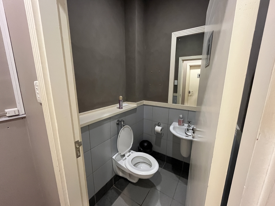 Commercial Property for Sale in Umhlanga Ridge KwaZulu-Natal
