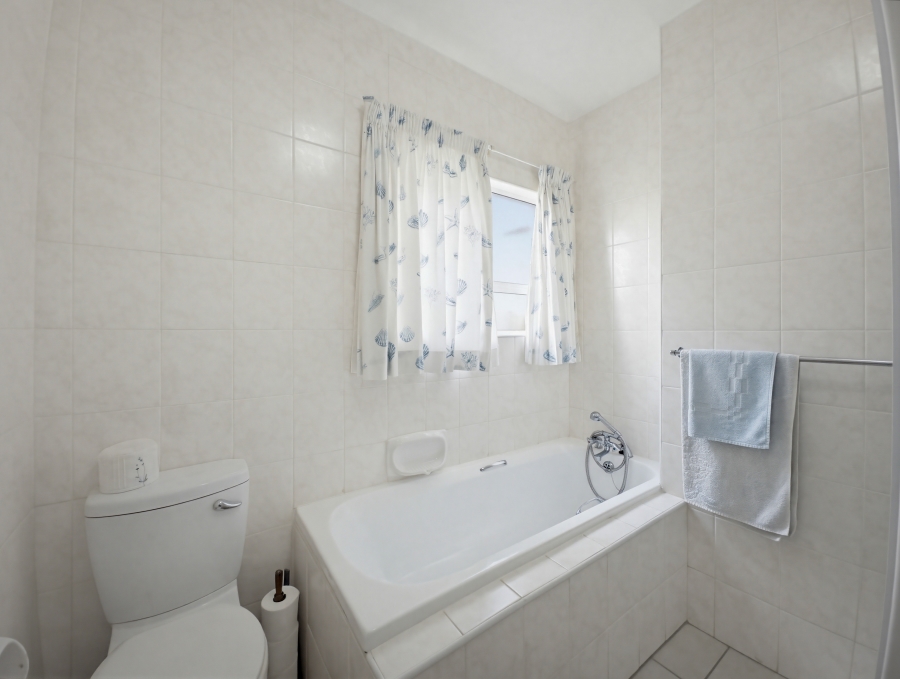 4 Bedroom Property for Sale in Willard Beach KwaZulu-Natal