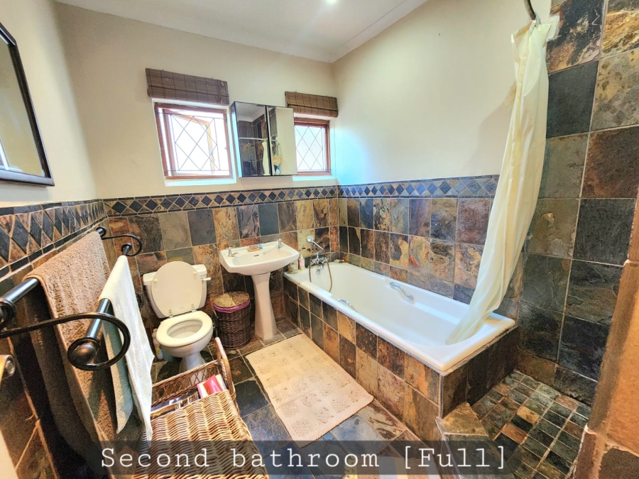 3 Bedroom Property for Sale in Chiltern Hills KwaZulu-Natal