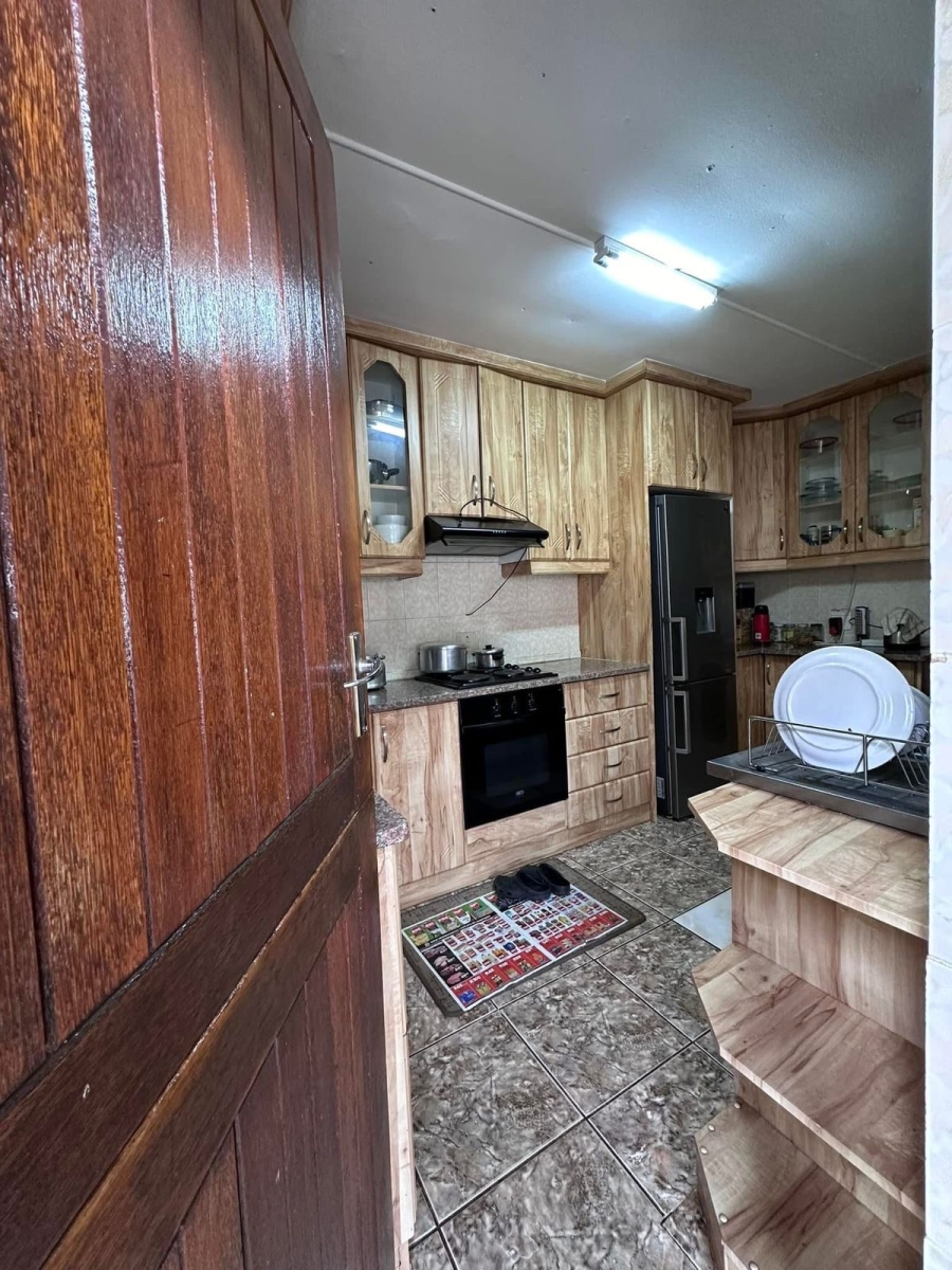 3 Bedroom Property for Sale in Glenwood KwaZulu-Natal