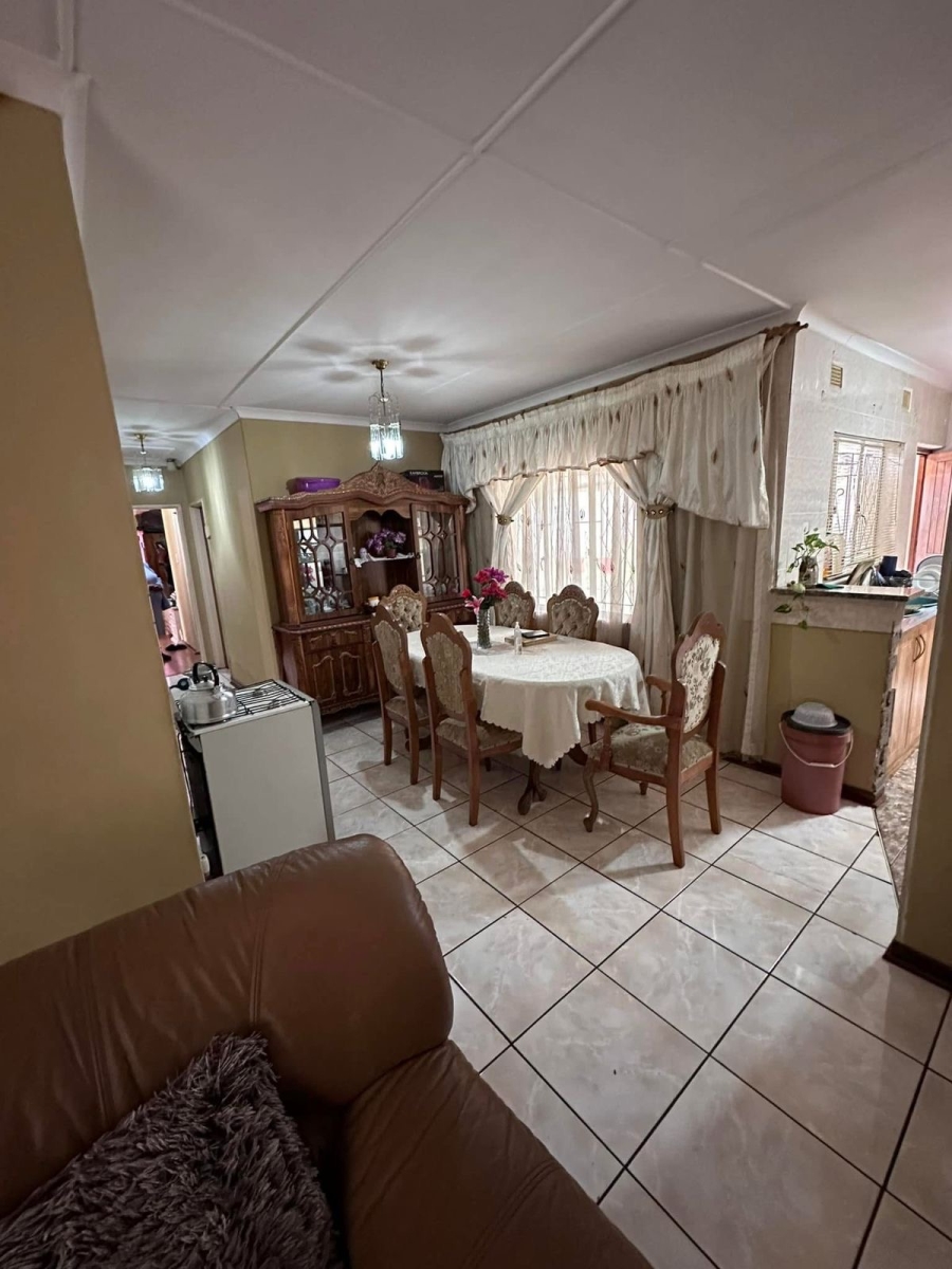 3 Bedroom Property for Sale in Glenwood KwaZulu-Natal