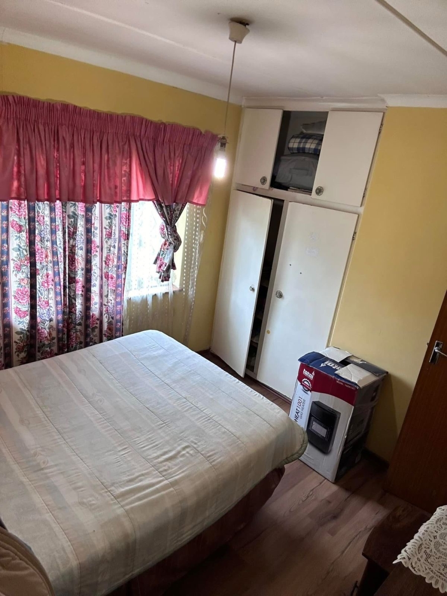 3 Bedroom Property for Sale in Glenwood KwaZulu-Natal