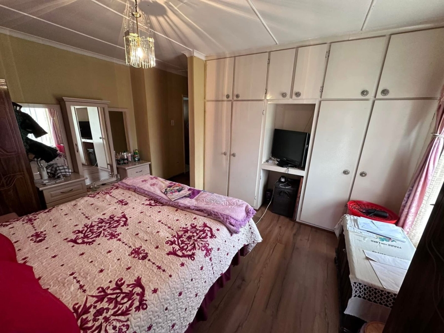 3 Bedroom Property for Sale in Glenwood KwaZulu-Natal
