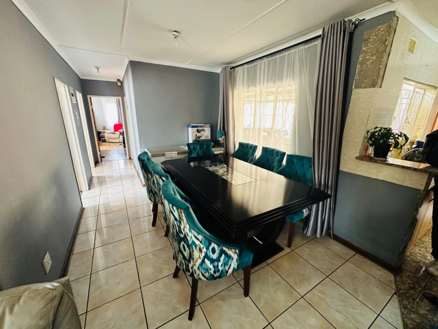3 Bedroom Property for Sale in Glenwood KwaZulu-Natal