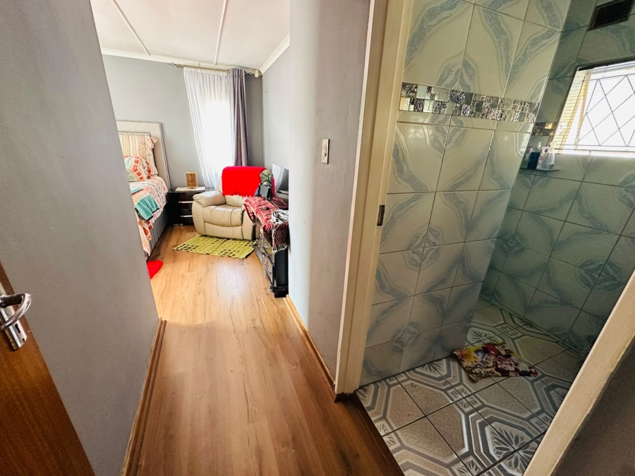 3 Bedroom Property for Sale in Glenwood KwaZulu-Natal