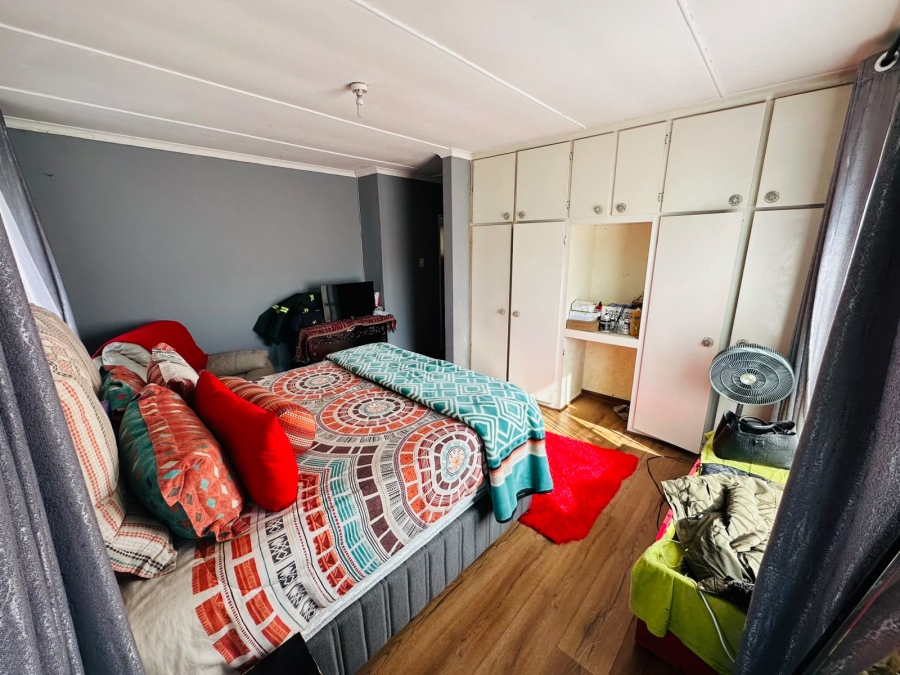 3 Bedroom Property for Sale in Glenwood KwaZulu-Natal