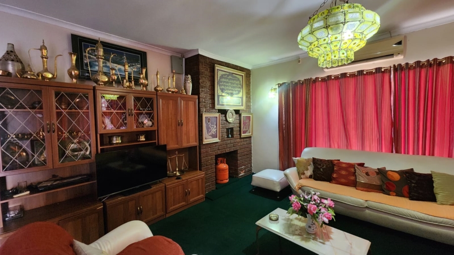 4 Bedroom Property for Sale in Raisethorpe KwaZulu-Natal