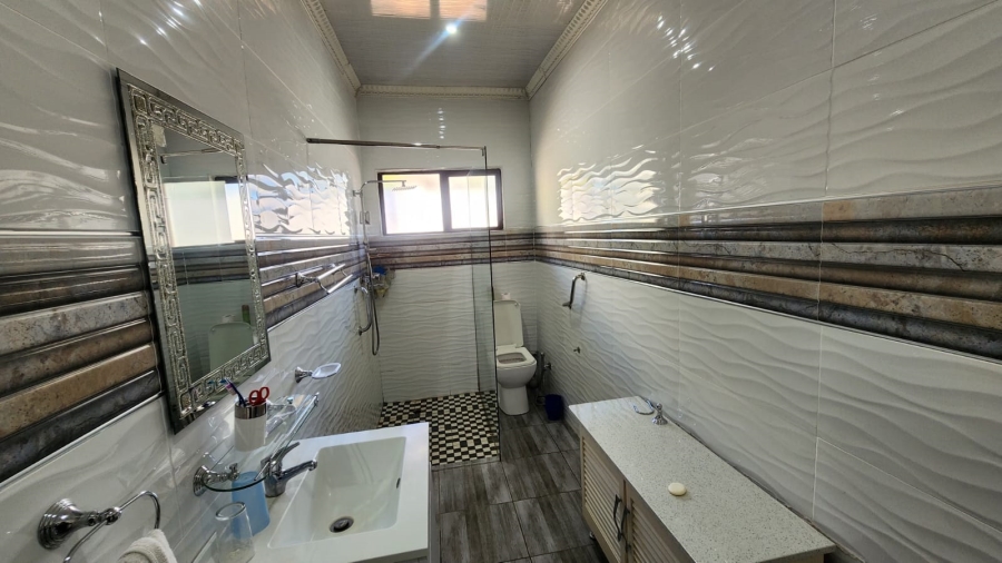 4 Bedroom Property for Sale in Raisethorpe KwaZulu-Natal