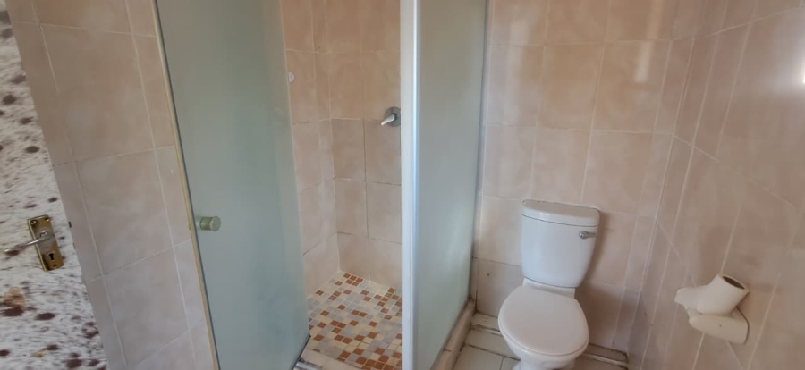 To Let 1 Bedroom Property for Rent in Empangeni Central KwaZulu-Natal