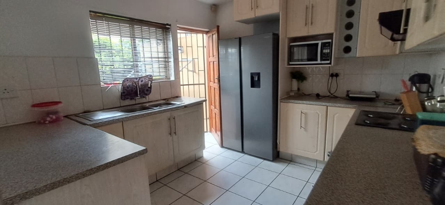 To Let 3 Bedroom Property for Rent in Arboretum KwaZulu-Natal