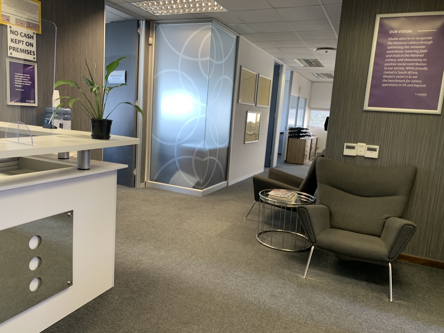 To Let Commercial Property for Rent in La Lucia Ridge KwaZulu-Natal