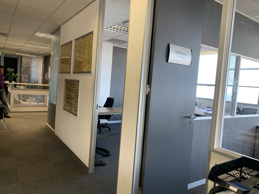 To Let Commercial Property for Rent in La Lucia Ridge KwaZulu-Natal