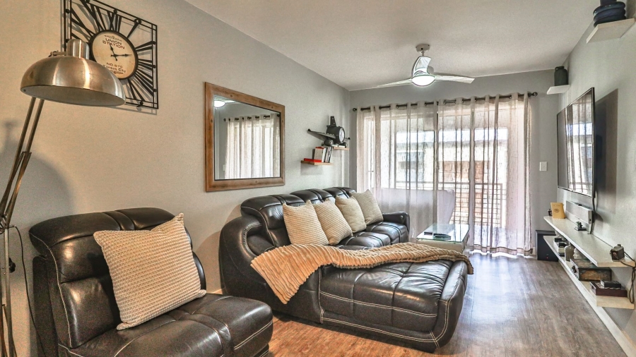 2 Bedroom Property for Sale in Umbogintwini KwaZulu-Natal
