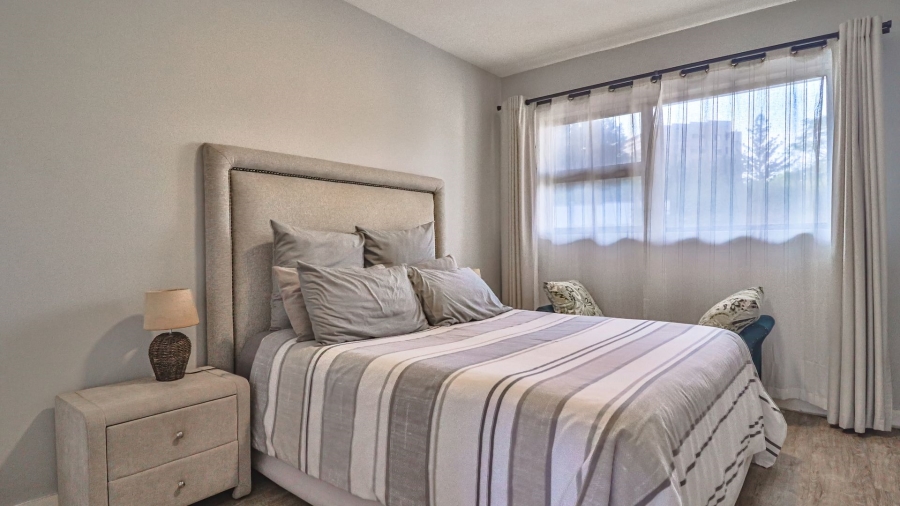 2 Bedroom Property for Sale in Umbogintwini KwaZulu-Natal