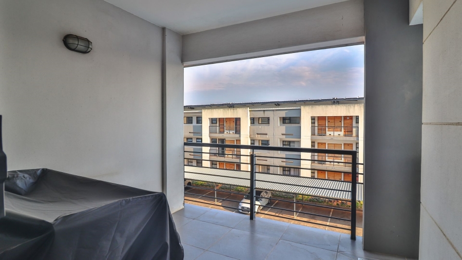 2 Bedroom Property for Sale in Umbogintwini KwaZulu-Natal