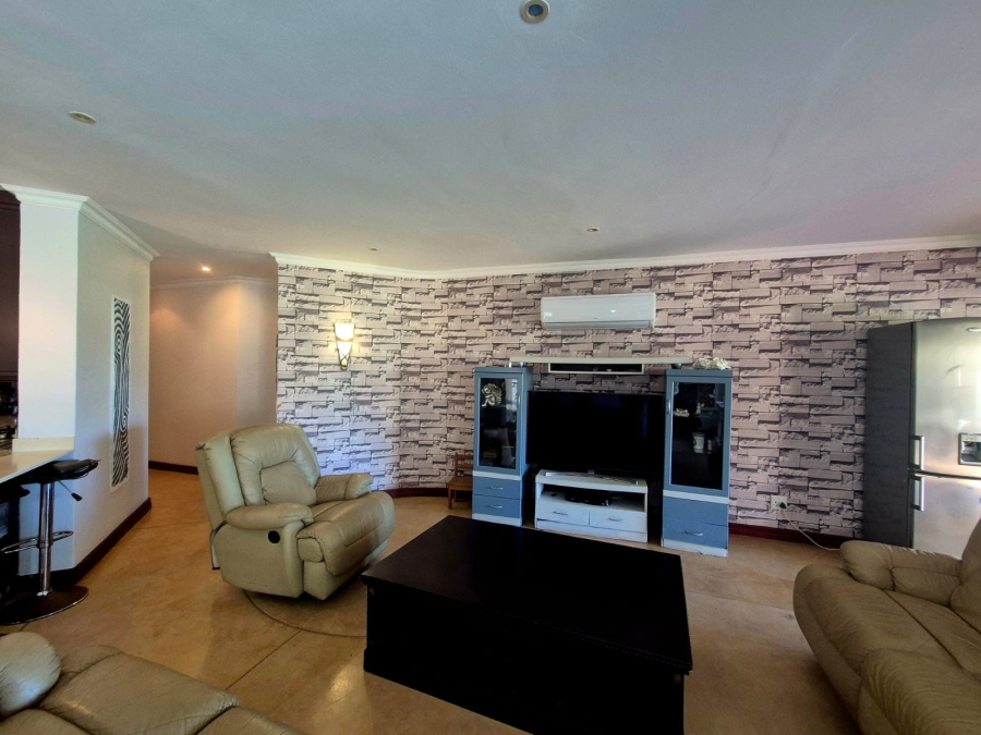 4 Bedroom Property for Sale in Salt Rock KwaZulu-Natal