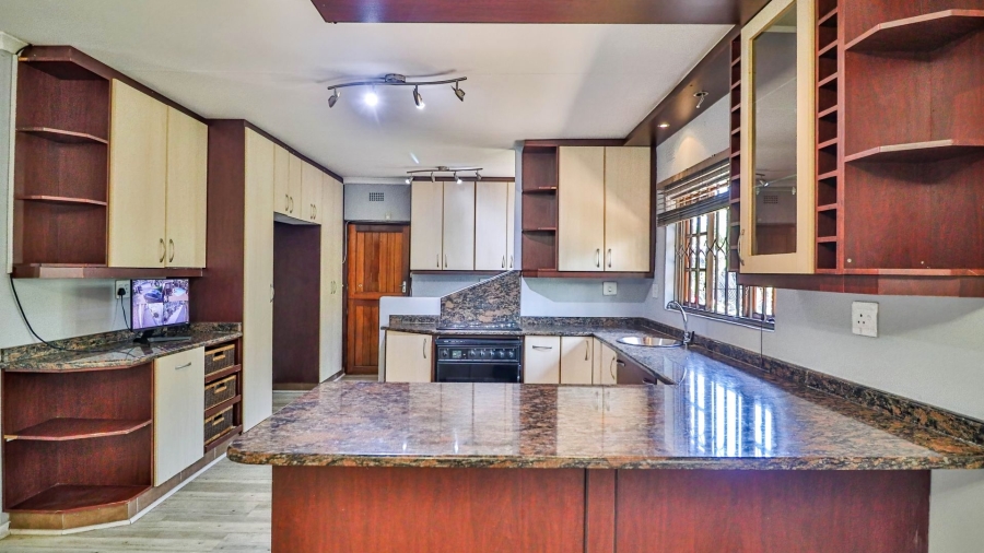 4 Bedroom Property for Sale in St Winifreds KwaZulu-Natal