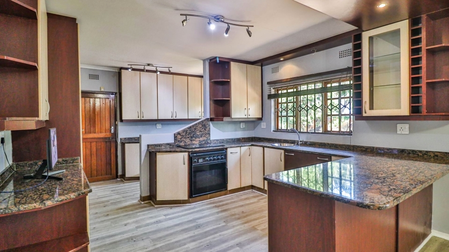 4 Bedroom Property for Sale in St Winifreds KwaZulu-Natal