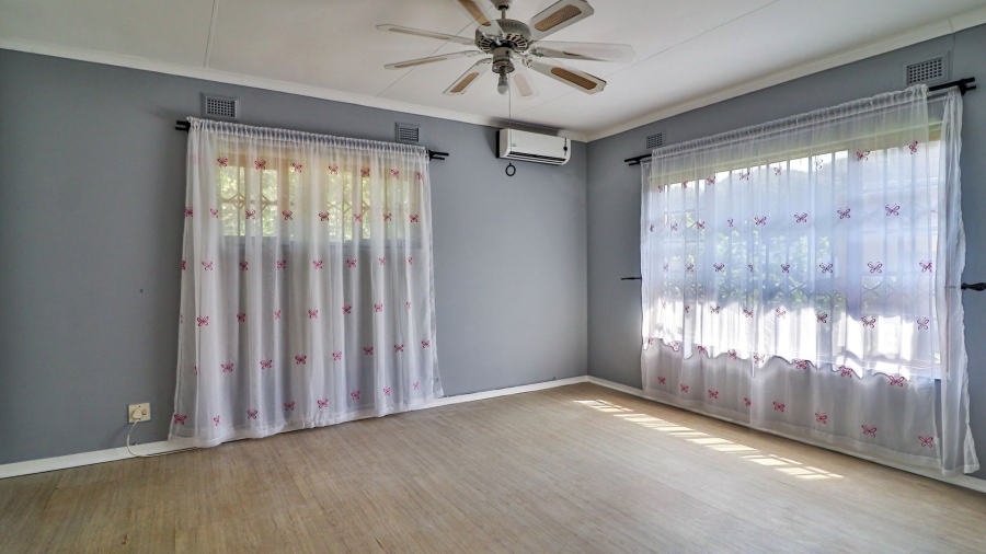 4 Bedroom Property for Sale in St Winifreds KwaZulu-Natal