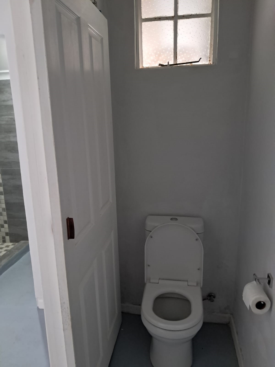 To Let 1 Bedroom Property for Rent in Gillitts KwaZulu-Natal
