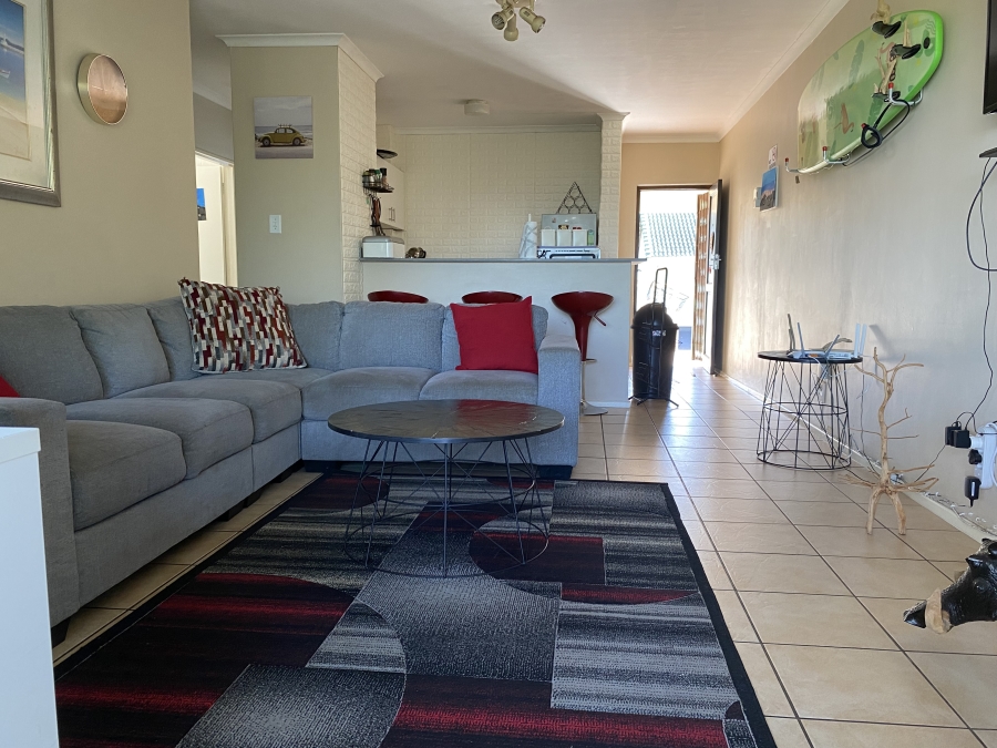 To Let 3 Bedroom Property for Rent in Deepdale KwaZulu-Natal