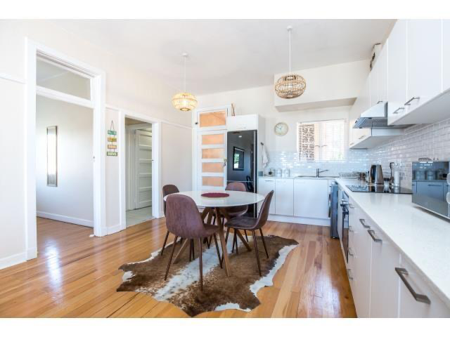 2 Bedroom Property for Sale in Essenwood KwaZulu-Natal