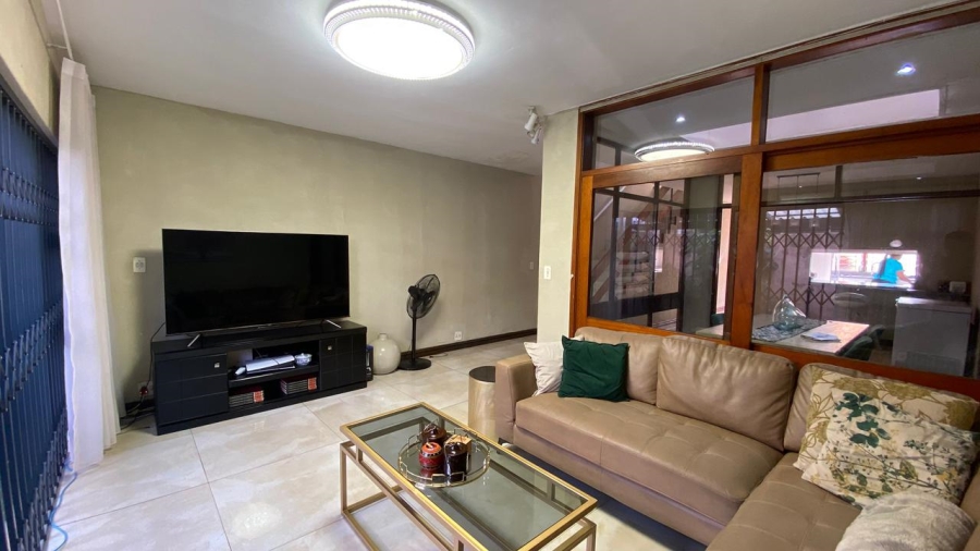 3 Bedroom Property for Sale in Glenwood KwaZulu-Natal