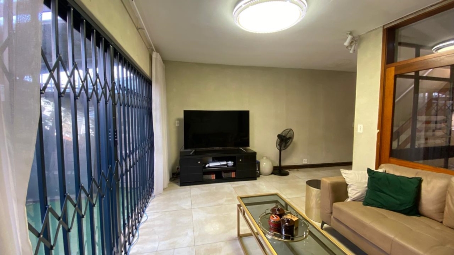 3 Bedroom Property for Sale in Glenwood KwaZulu-Natal