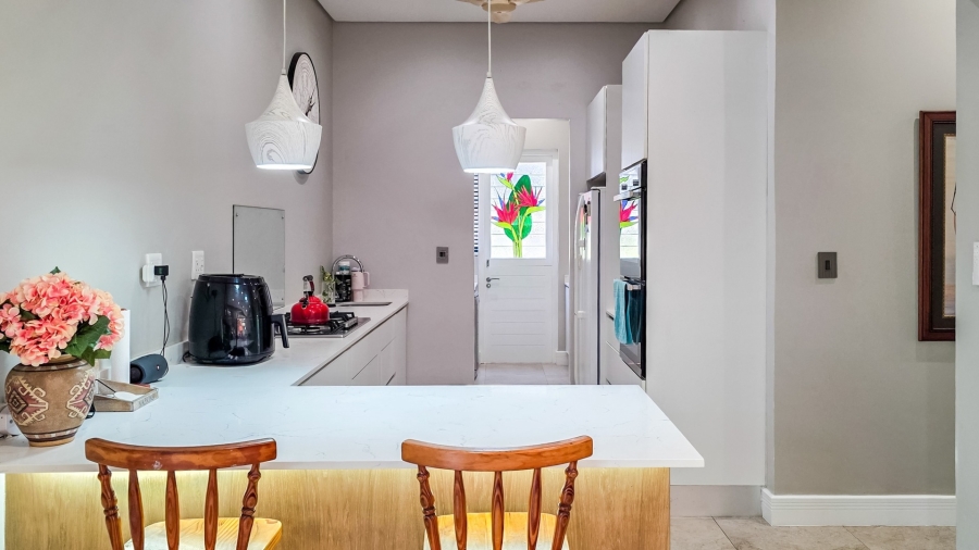 3 Bedroom Property for Sale in Sheffield Beach KwaZulu-Natal
