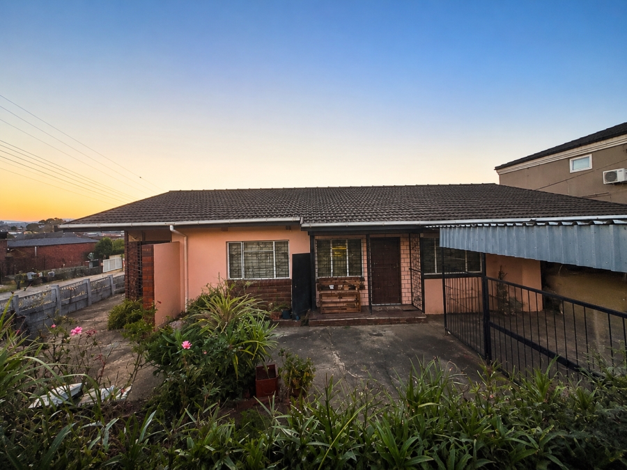 4 Bedroom Property for Sale in Raisethorpe KwaZulu-Natal