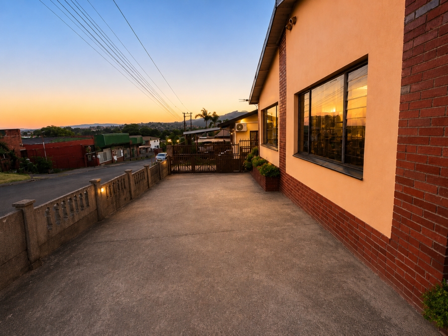 4 Bedroom Property for Sale in Raisethorpe KwaZulu-Natal