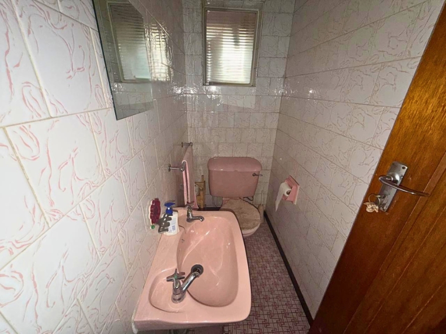4 Bedroom Property for Sale in Raisethorpe KwaZulu-Natal